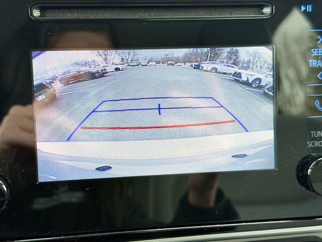 Used 2017 Toyota Corolla LE image 15