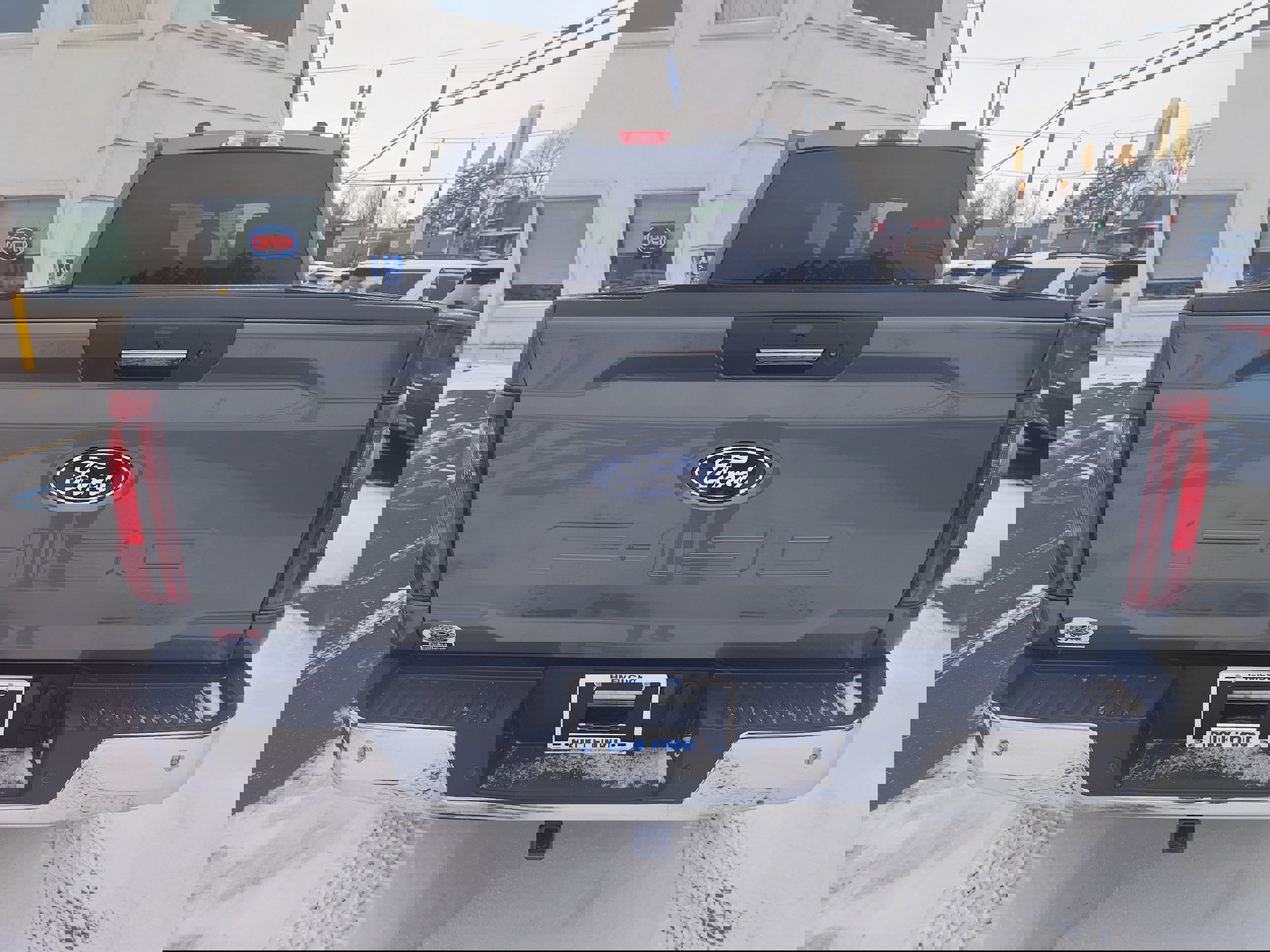 Used 2024 Ford F150 XLT w/ Tow/Haul Package image 4