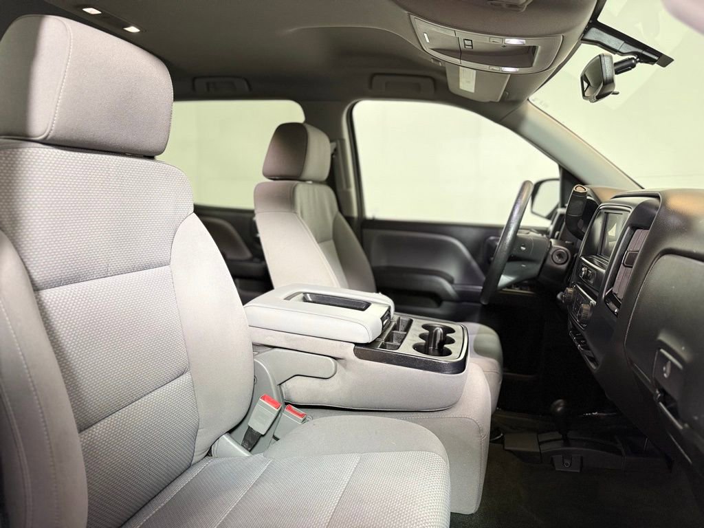 Used 2018 Chevrolet Silverado 1500 Custom w/ Custom Convenience Package image 23