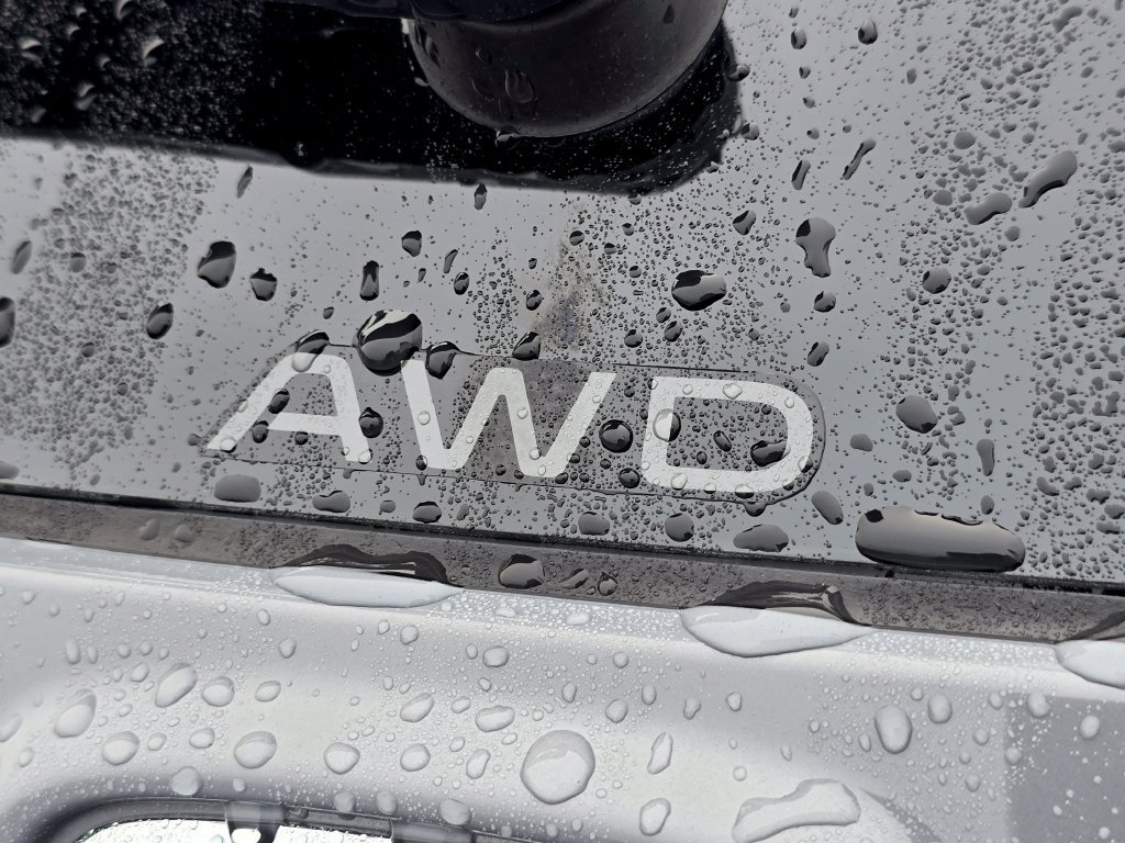 Used 2025 Honda CR-V Sport Touring image 12