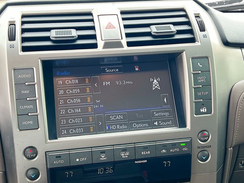 Used 2016 Lexus GX 460 w/ Comfort Package image 15