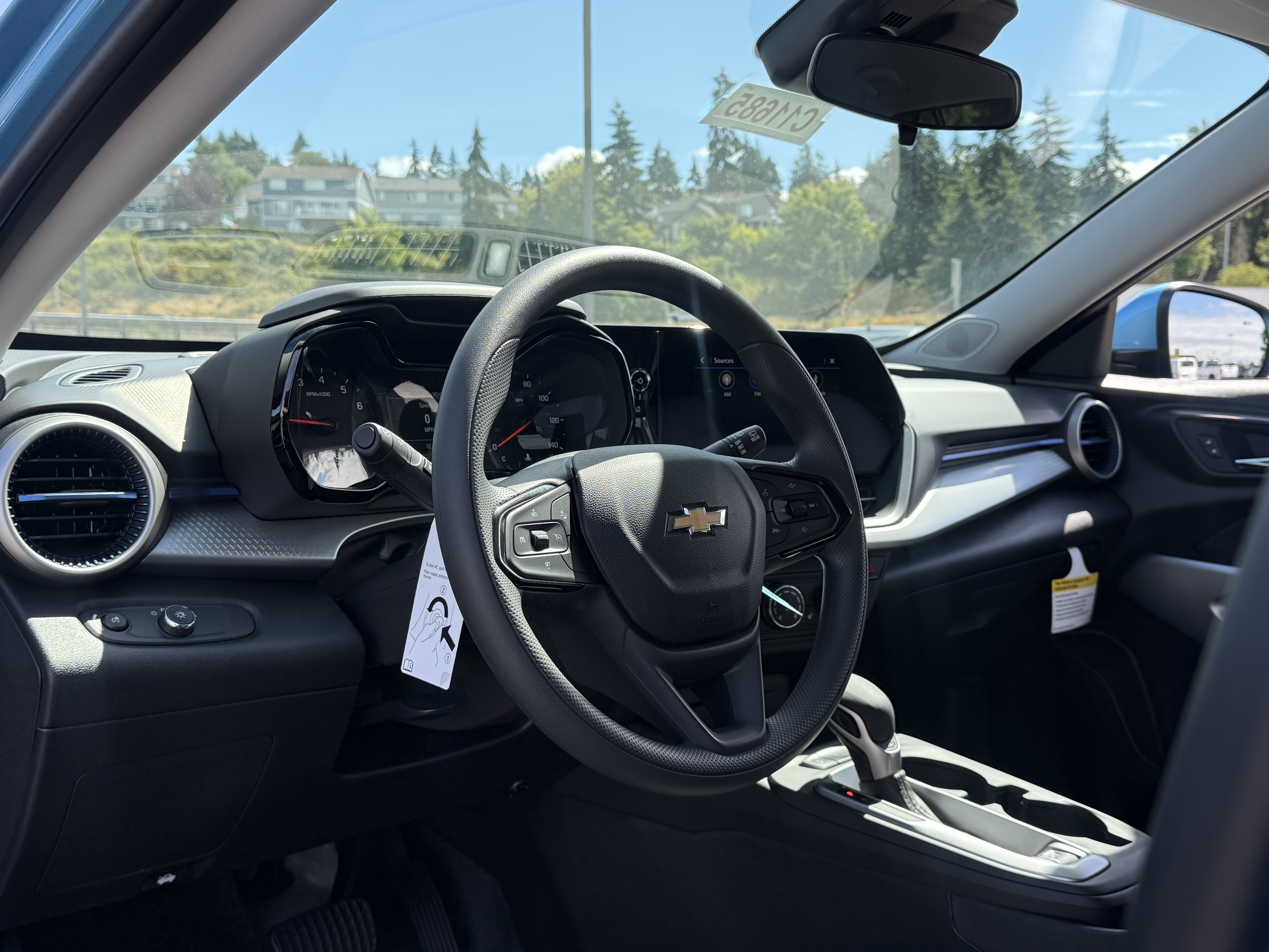 New 2026 Chevrolet Trax LS w/ LS Convenience Package FWD image 12