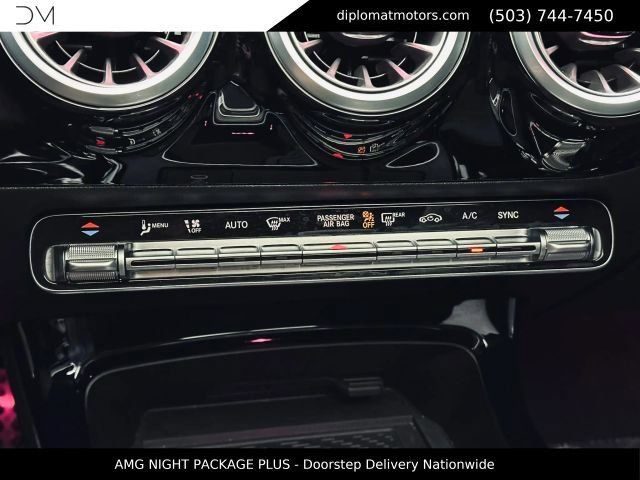 Used 2025 Mercedes-Benz CLA 35 AMG 4MATIC image 38