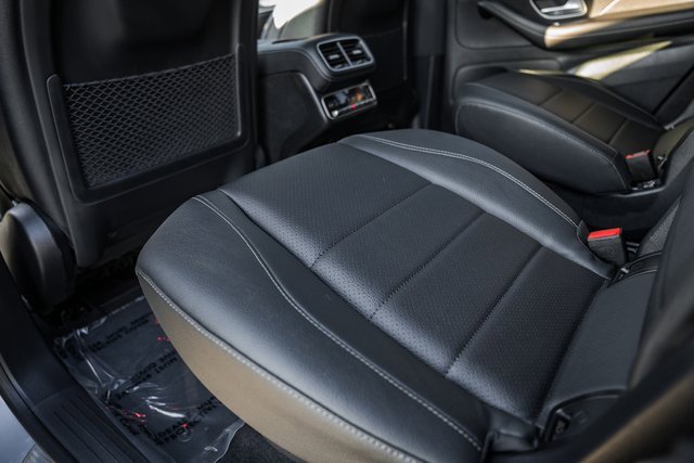 Certified 2025 Mercedes-Benz GLS 450 4MATIC image 35