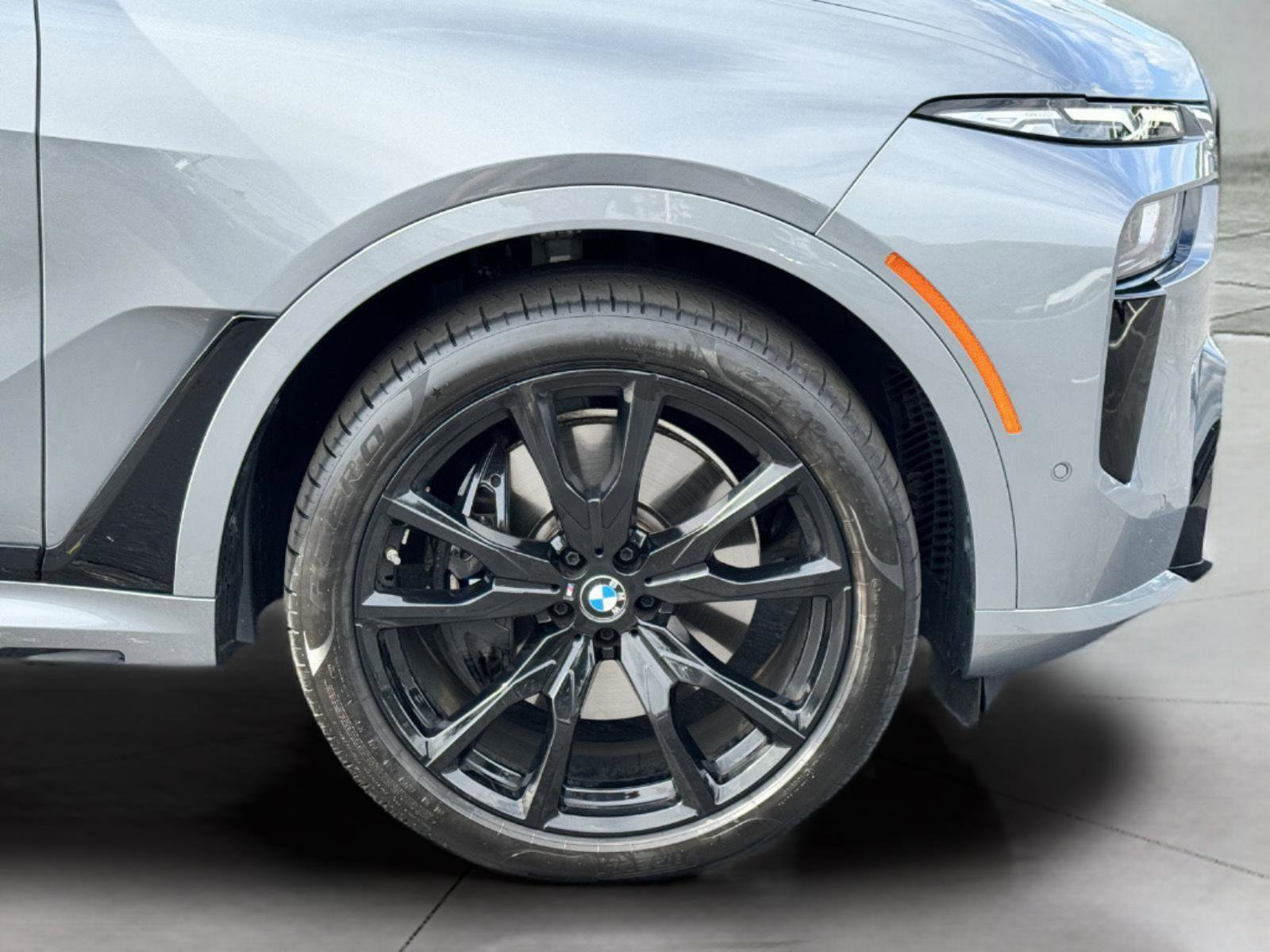 Used 2025 BMW X7 M60i image 82