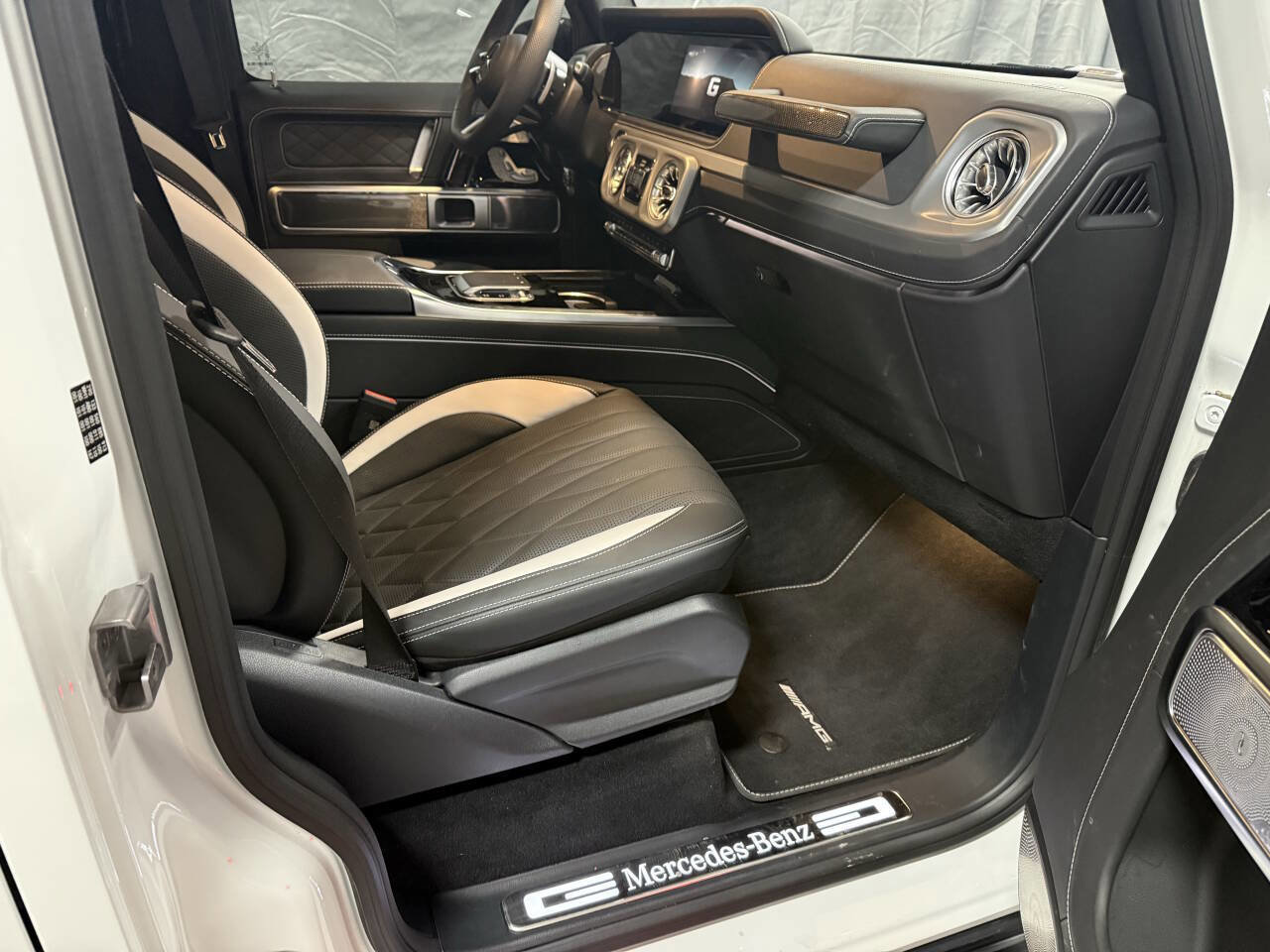 Used 2026 Mercedes-Benz G 550 image 10