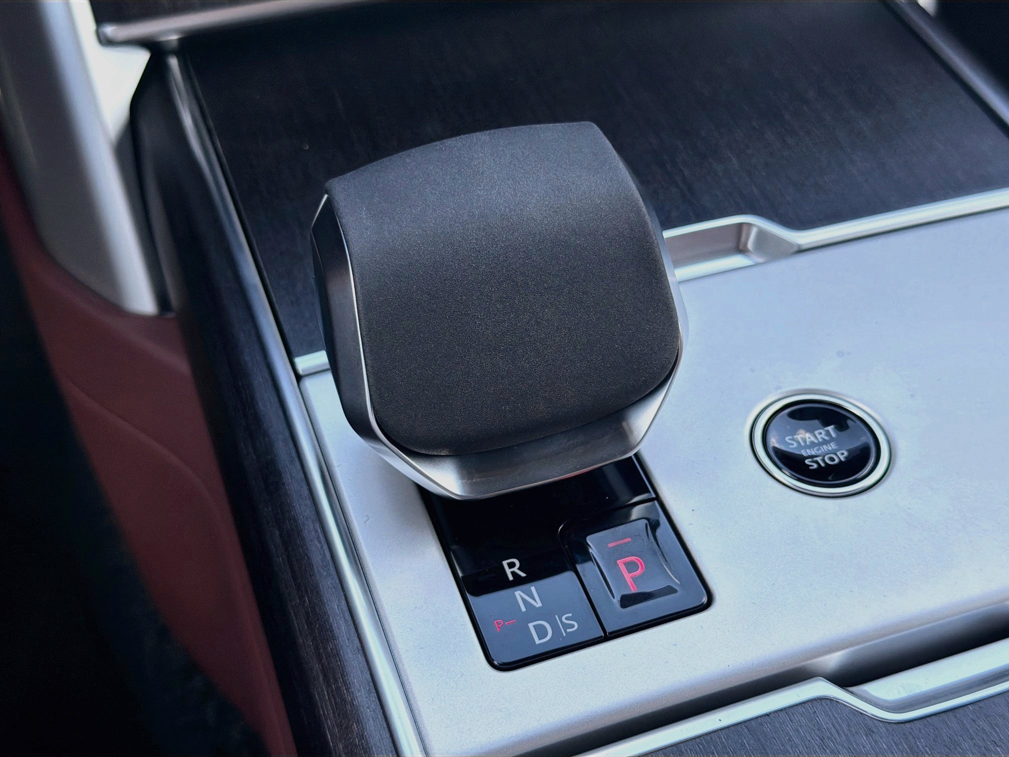 New 2026 Land Rover Range Rover SE AWD/4WD image 30