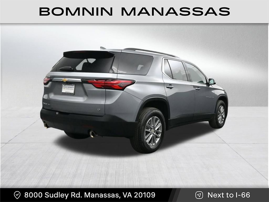 Used 2023 Chevrolet Traverse LT image 5