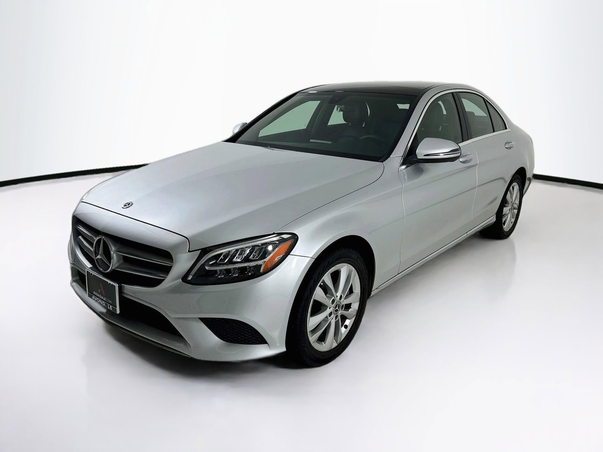 Used 2019 Mercedes-Benz C 300 4MATIC Sedan image 3