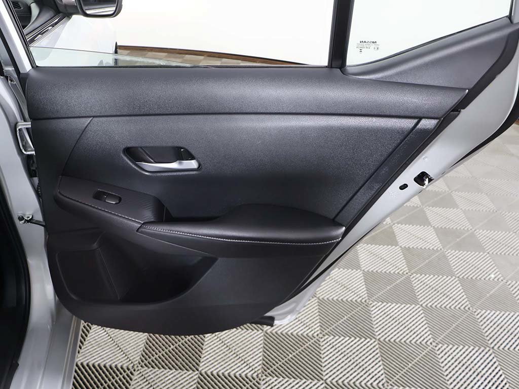 Used 2023 Nissan Sentra SV FWD image 21