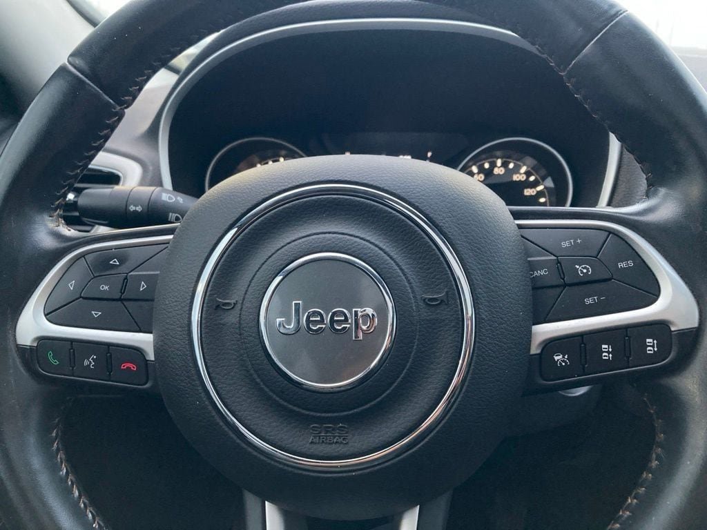 Used 2020 Jeep Compass Latitude FWD image 20