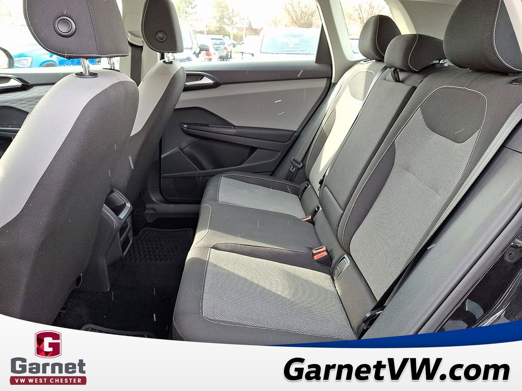 Used 2023 Volkswagen Taos S image 38