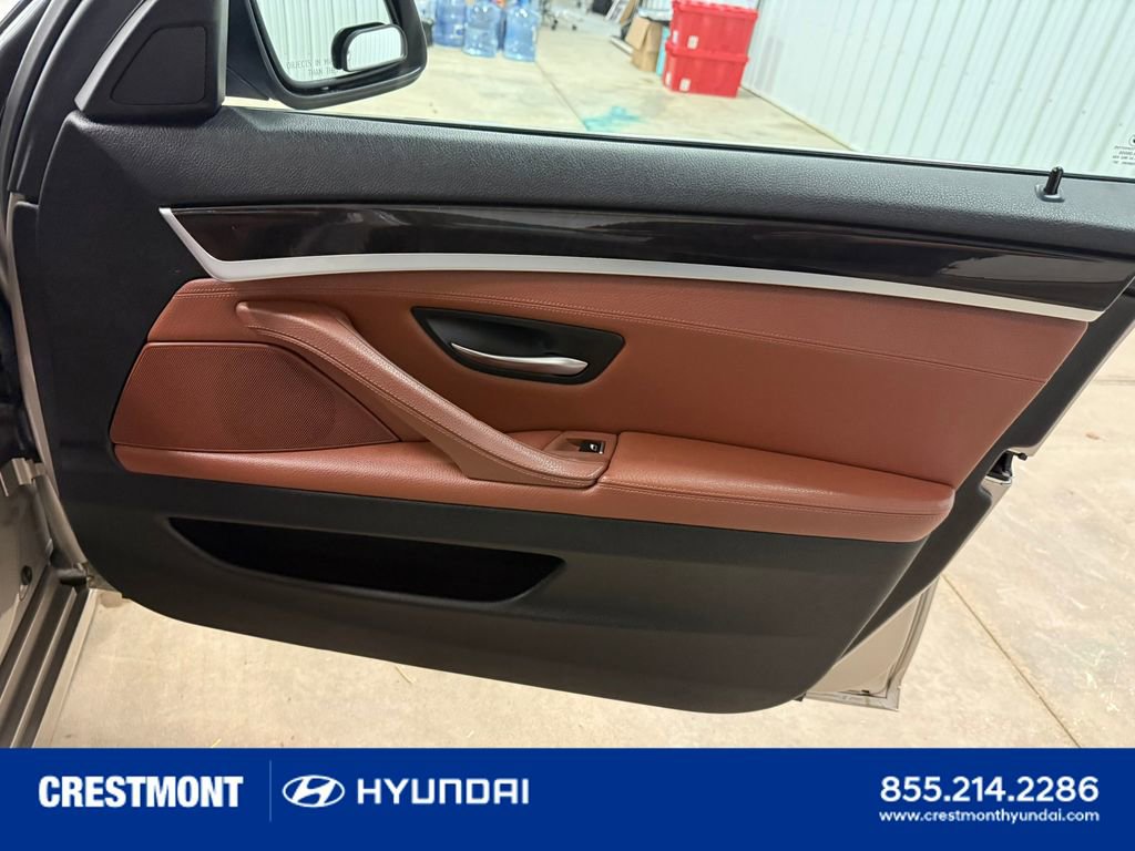Used 2012 BMW 535i xDrive Sedan image 31