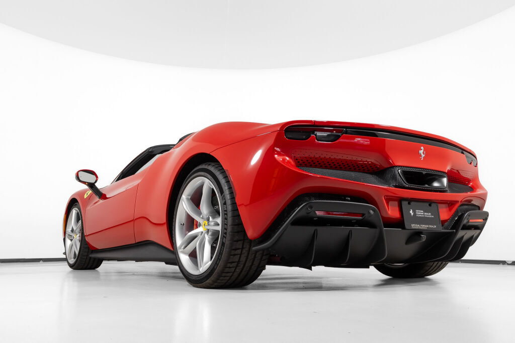 Used 2025 Ferrari 296 GTS RWD image 17