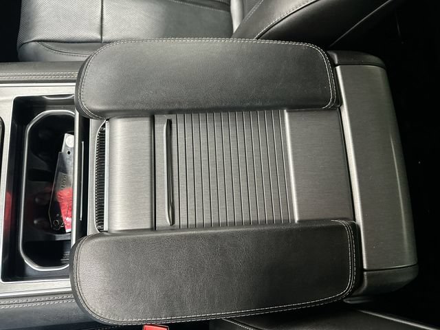 Used 2025 Jeep Wagoneer 4WD w/ Convenience Group I image 24