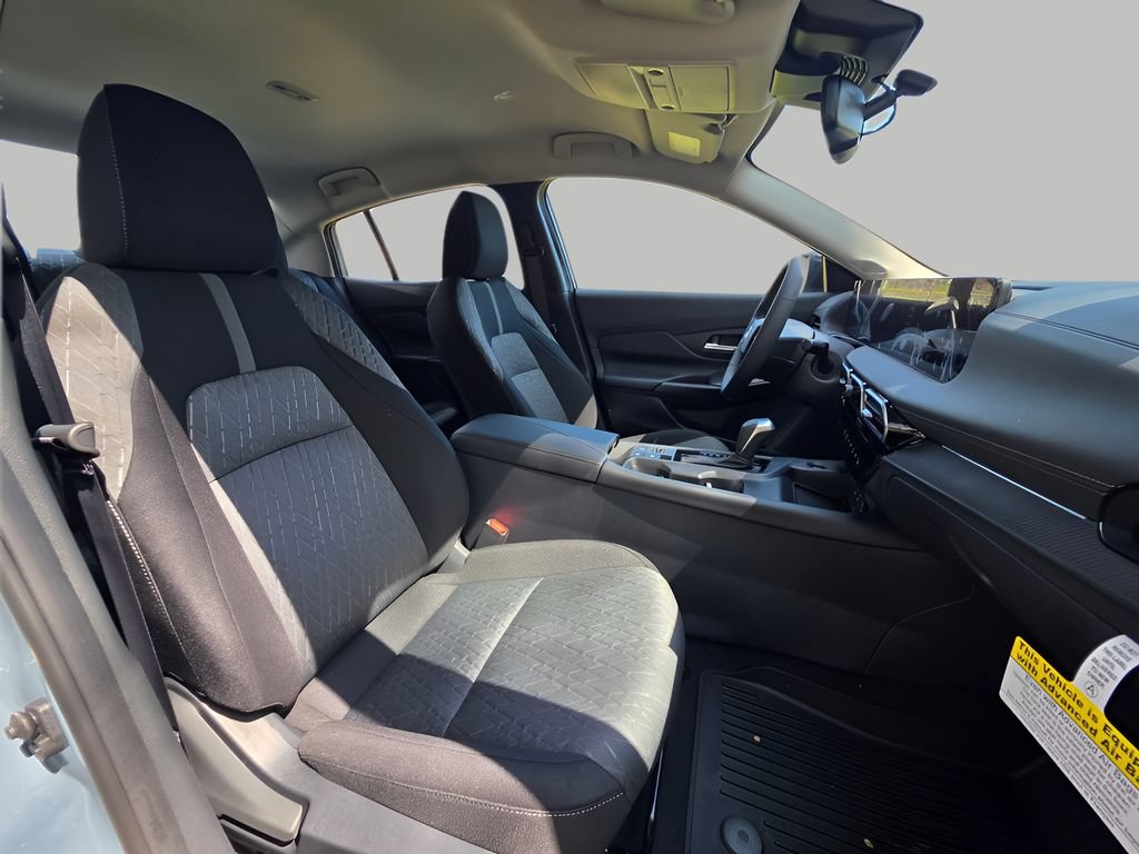 New 2026 Nissan Sentra SV w/ SV Convenience Package FWD image 9