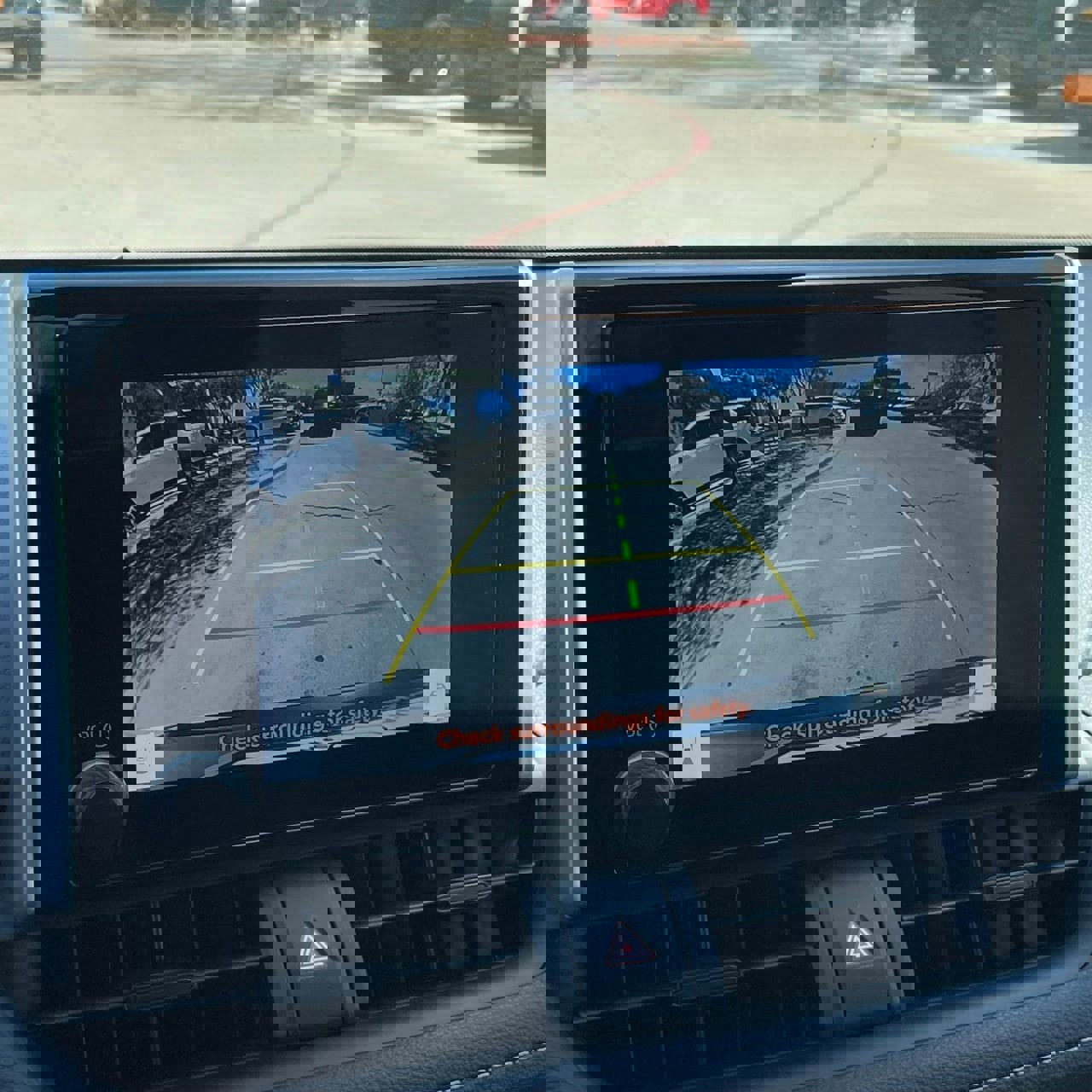 Used 2024 Toyota RAV4 XLE image 19