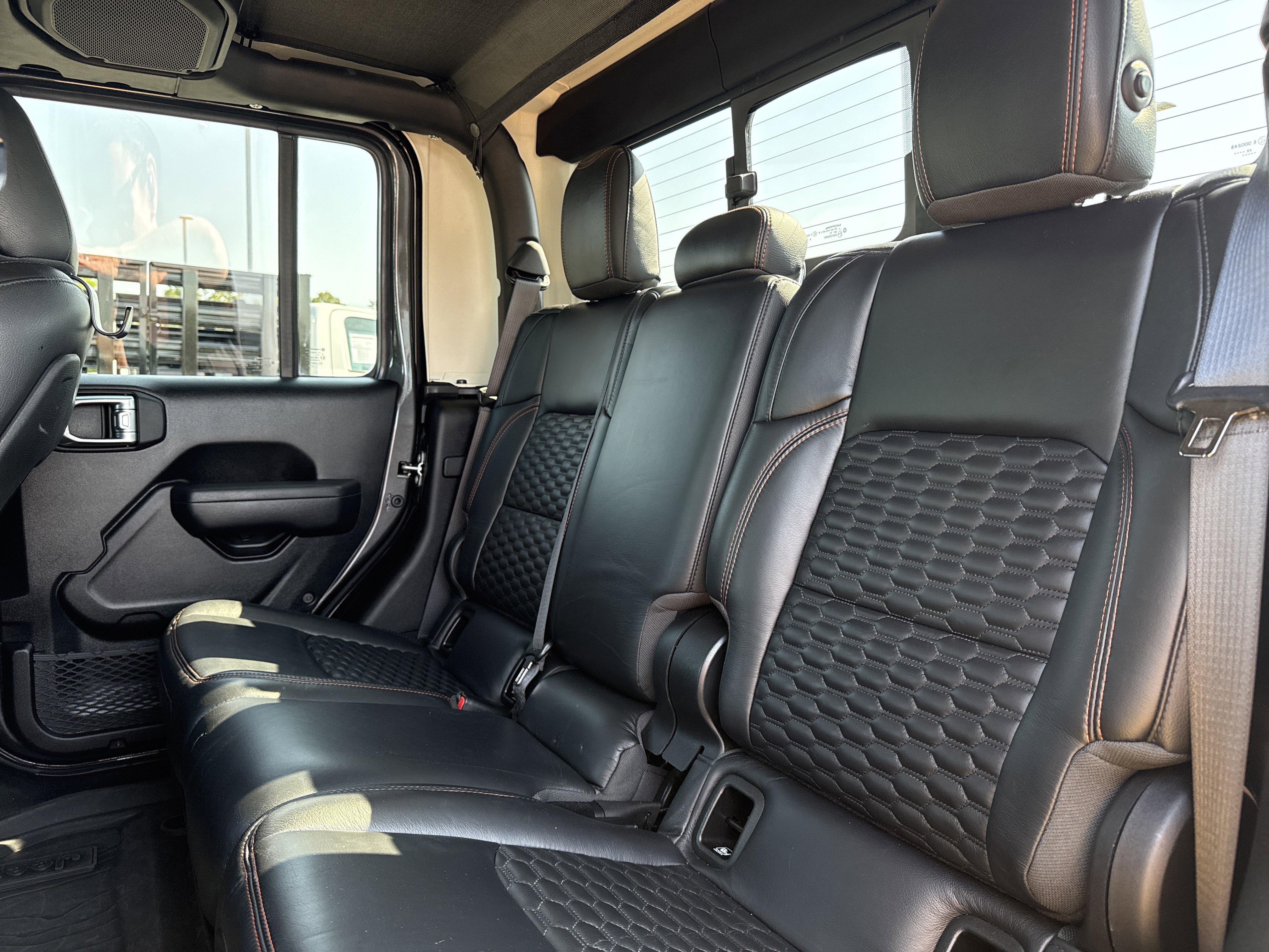 Used 2023 Jeep Gladiator Mojave w/ Trailer Tow Package AWD/4WD image 29