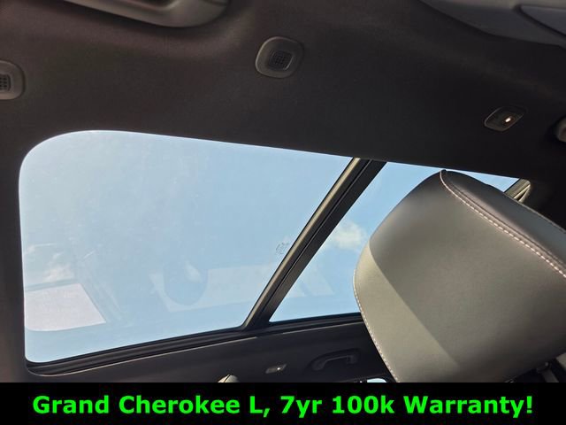 Certified 2024 Jeep Grand Cherokee L Limited w/ Luxury Tech Group II image 21