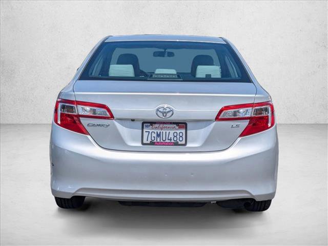 Used 2014 Toyota Camry LE FWD image 7