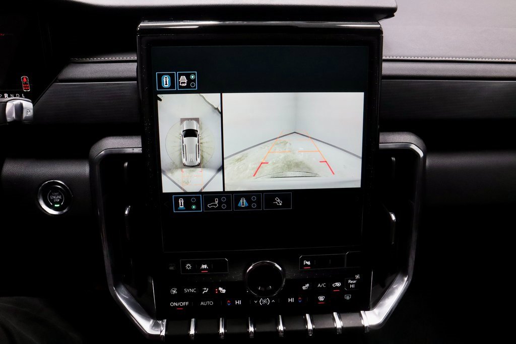 Used 2025 GMC Acadia Elevation image 3