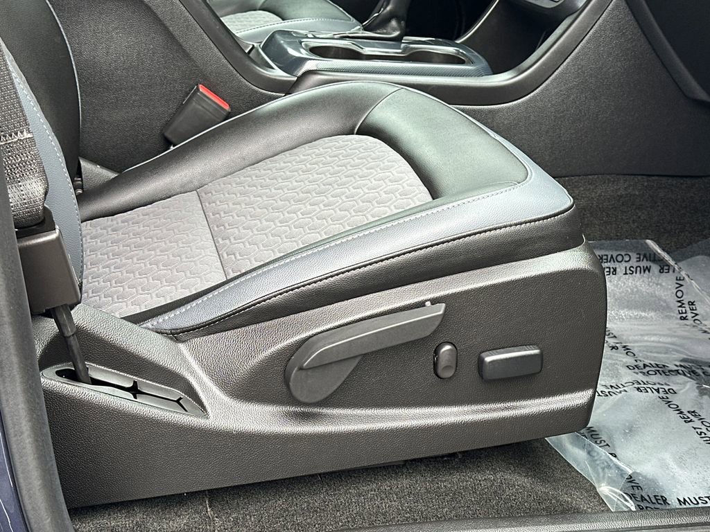 Used 2018 Chevrolet Colorado Z71 w/ Centennial Edition image 11