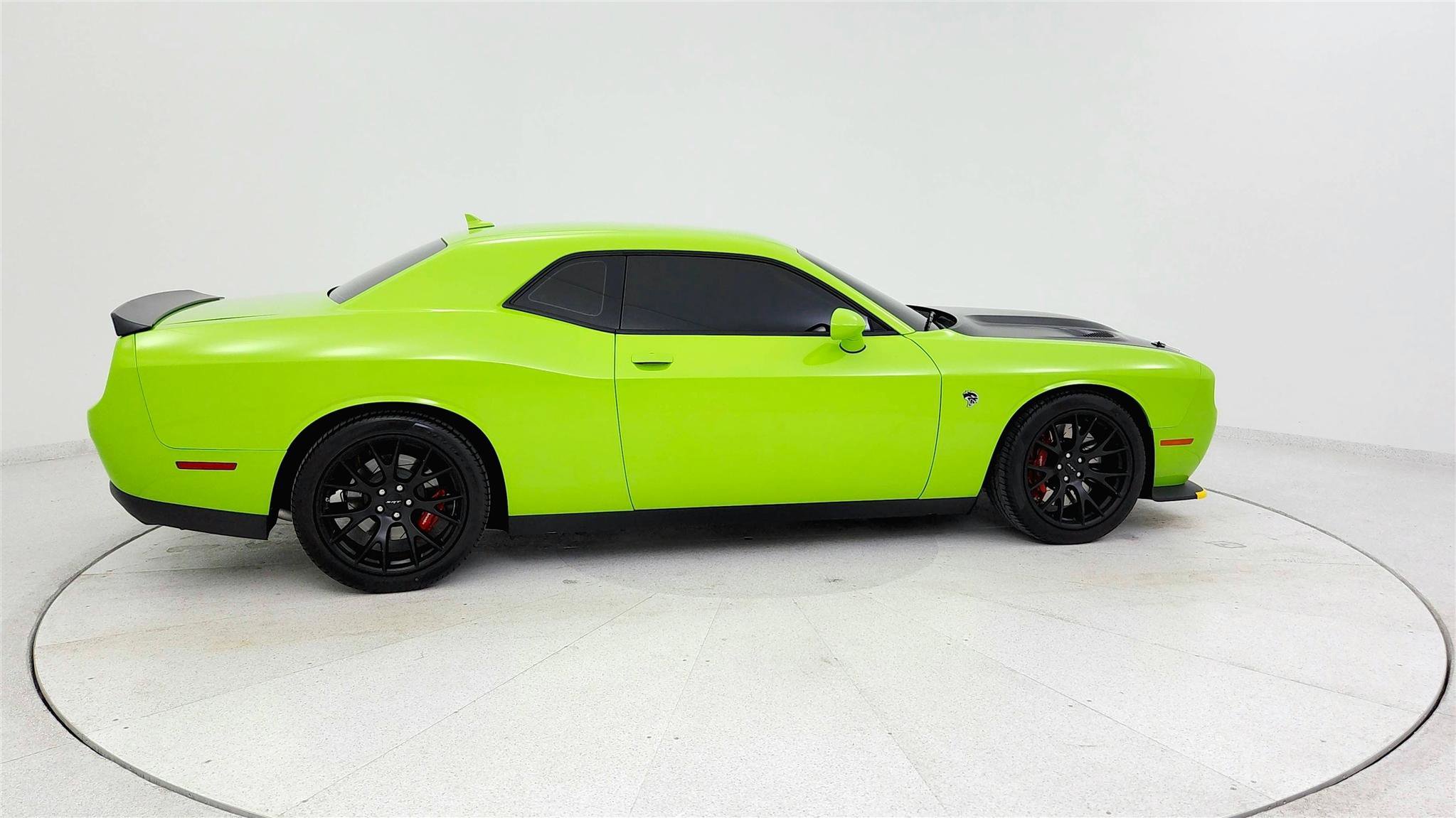 Used 2015 Dodge Challenger SRT Hellcat image 5