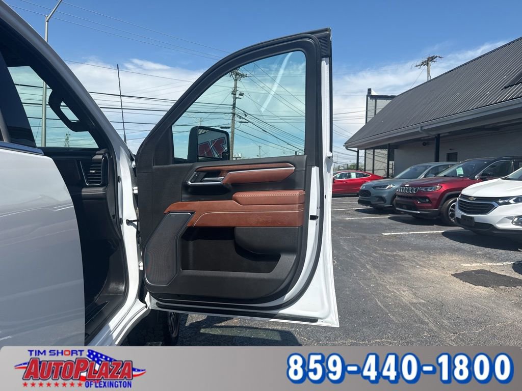 Used 2025 GMC Sierra 2500 Denali Ultimate AWD/4WD image 44