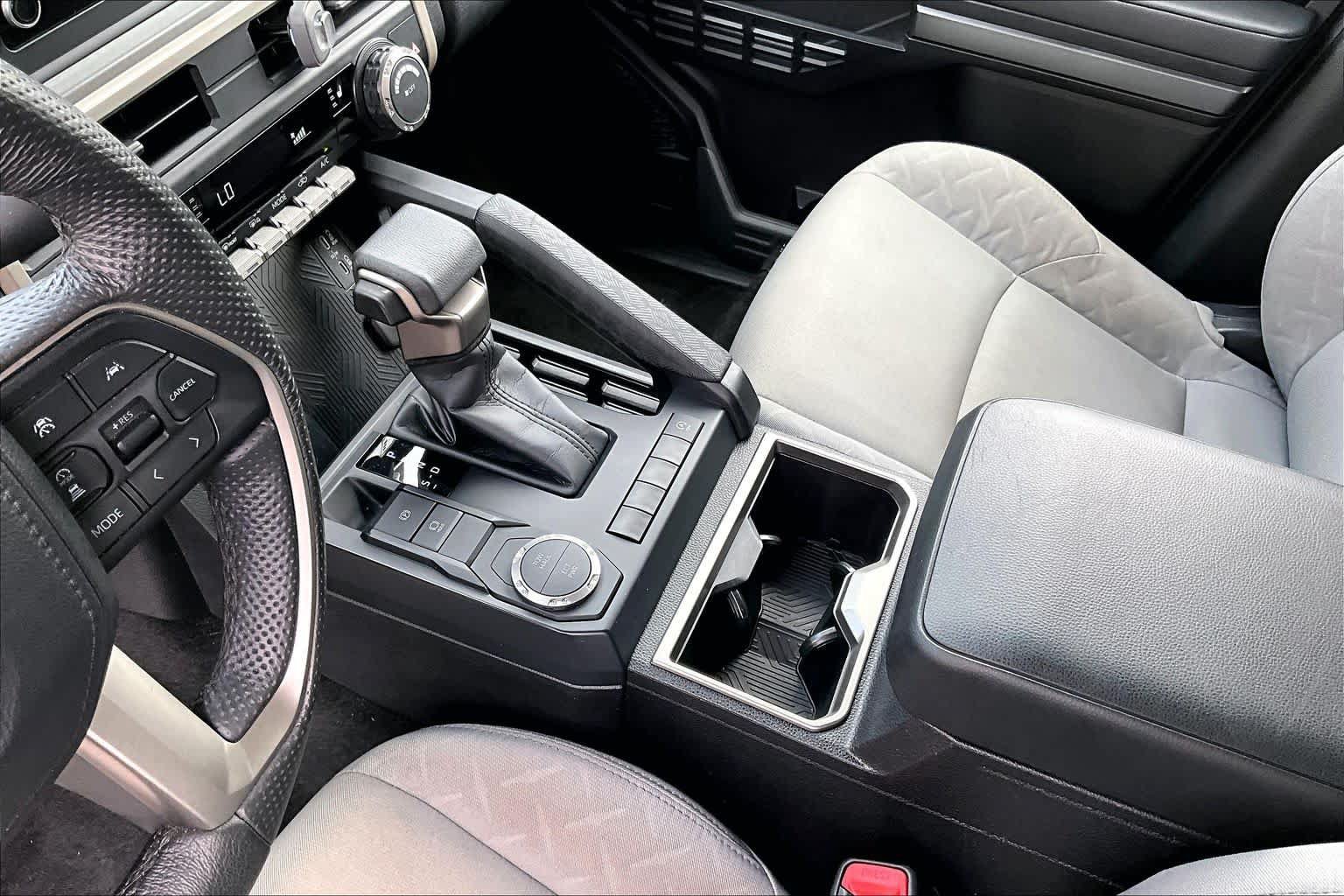 Used 2024 Toyota Tacoma SR5 RWD image 17
