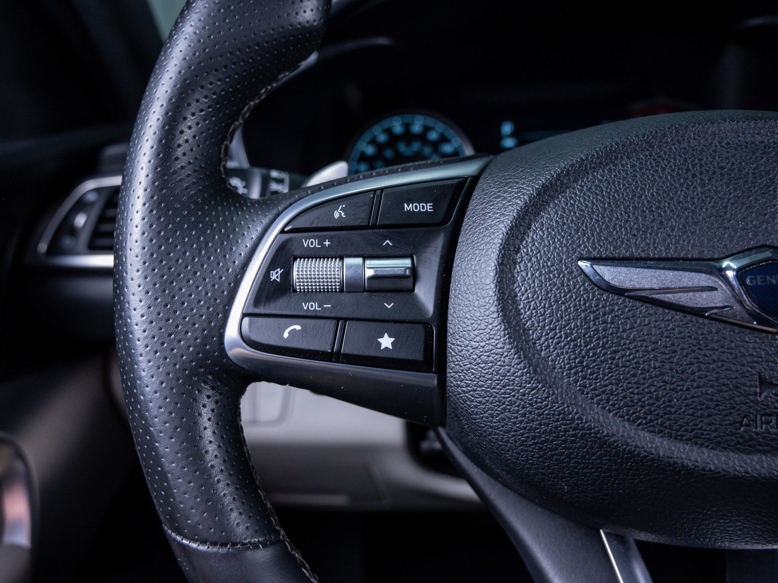 Used 2025 Genesis G80 2.5T Sport Prestige image 21