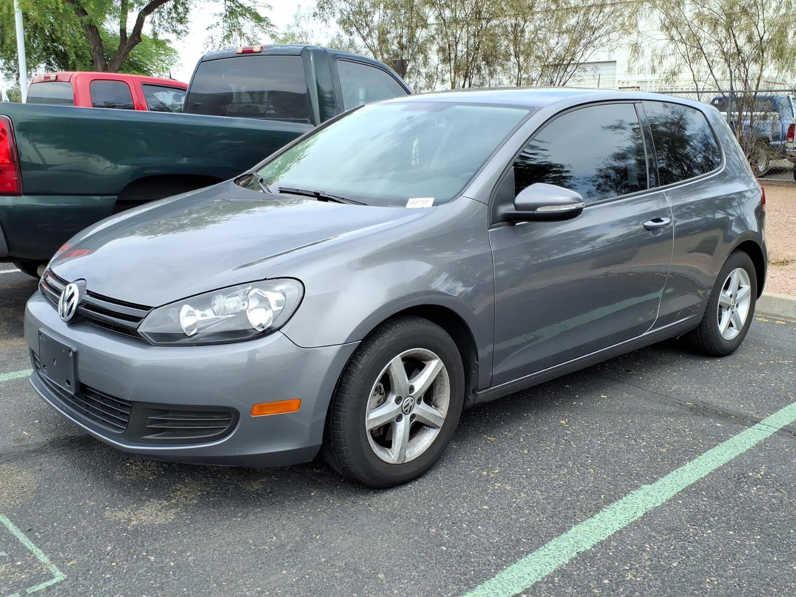 Used 2012 Volkswagen Golf 2-Door image 1