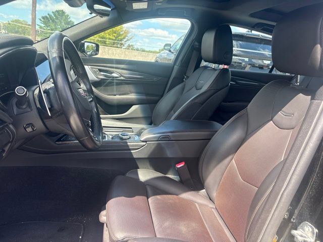 Certified 2023 Cadillac CT5 V w/ Premium Package AWD/4WD image 3