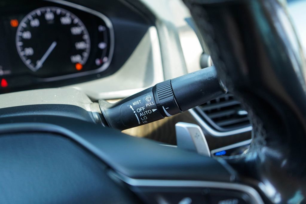 Used 2019 Honda Accord Touring image 33
