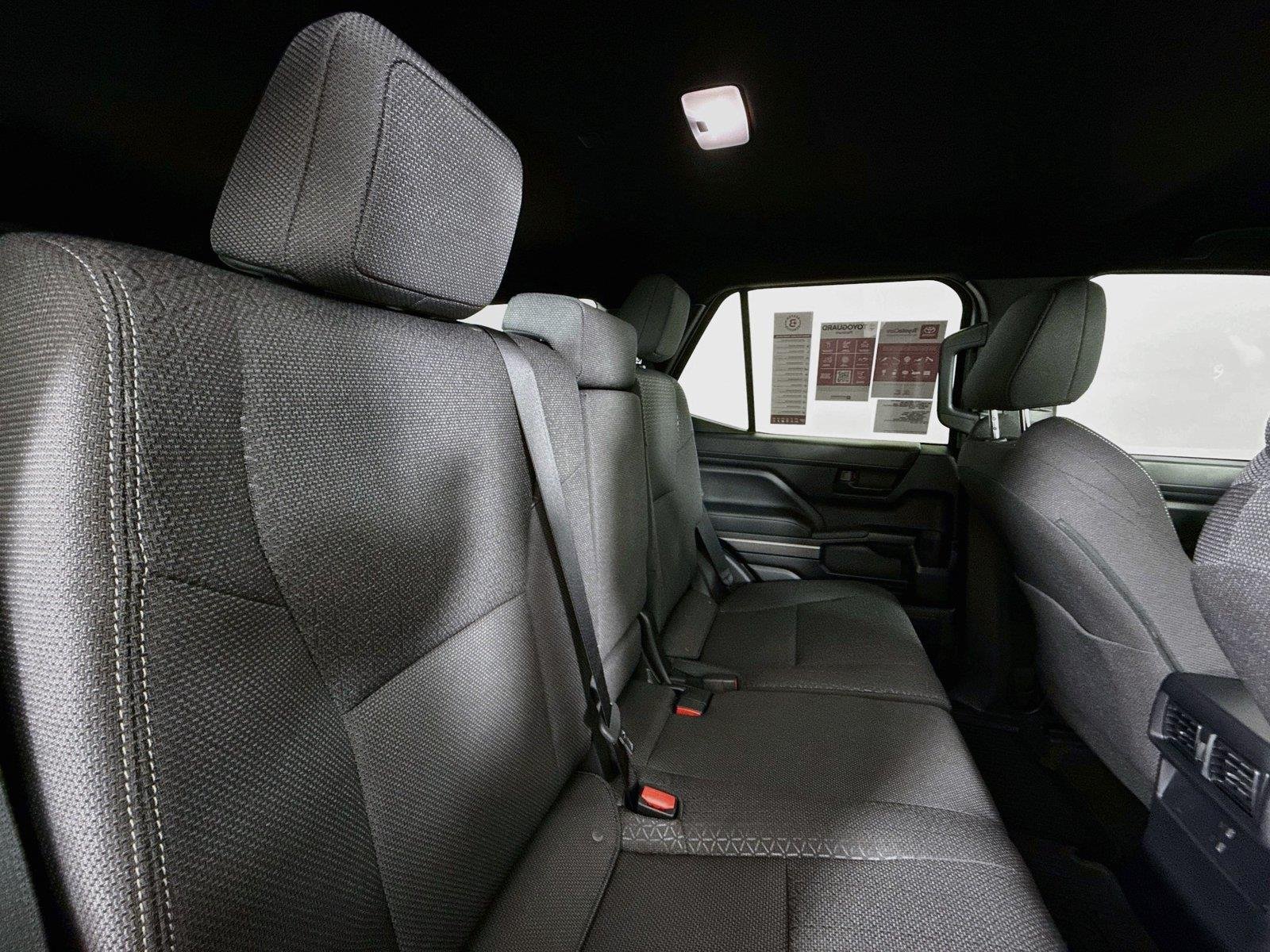 New 2026 Toyota 4Runner SR5 AWD/4WD image 36