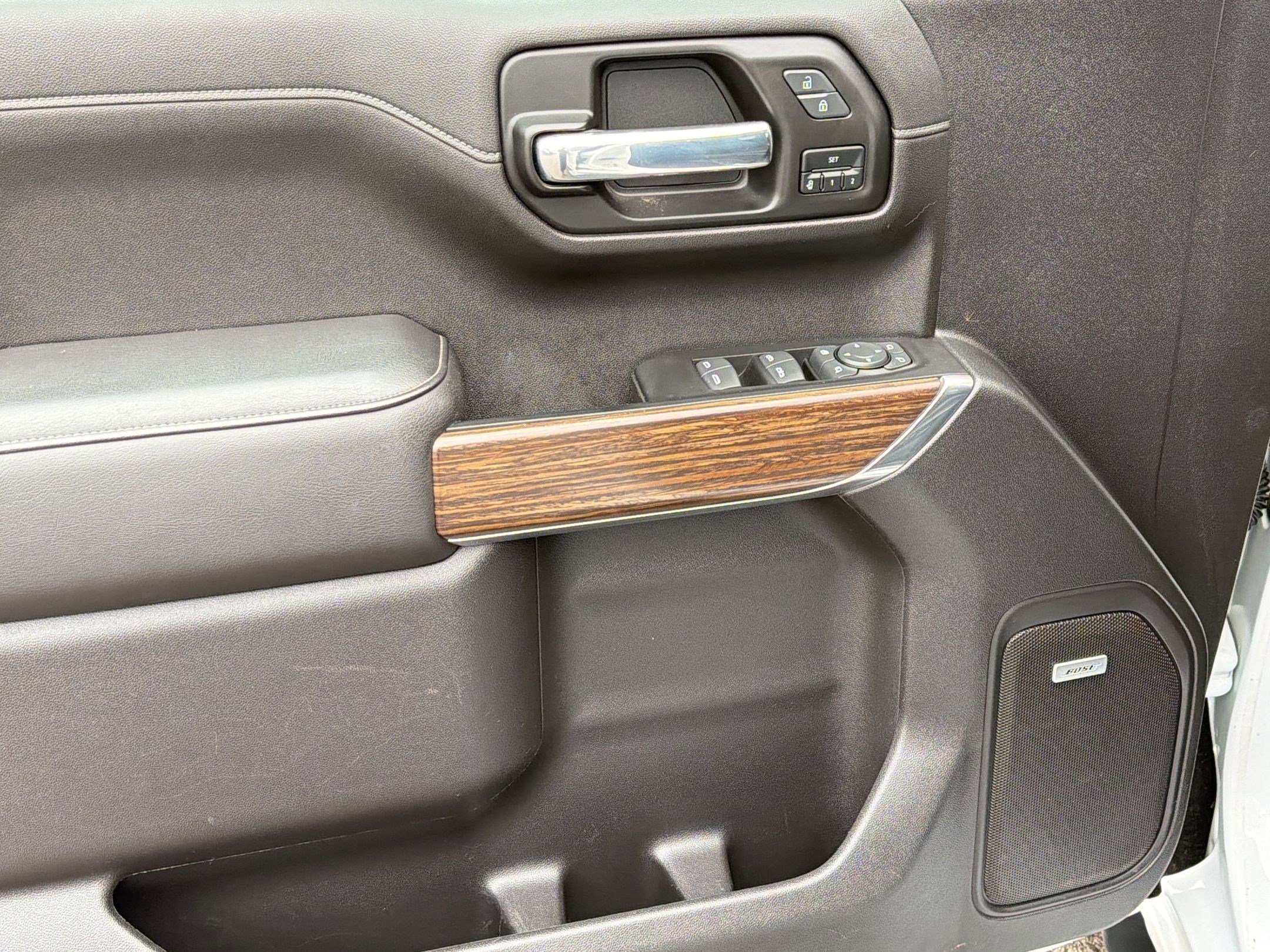 Used 2022 Chevrolet Silverado 1500 High Country w/ Z71 Off-Road Package image 13