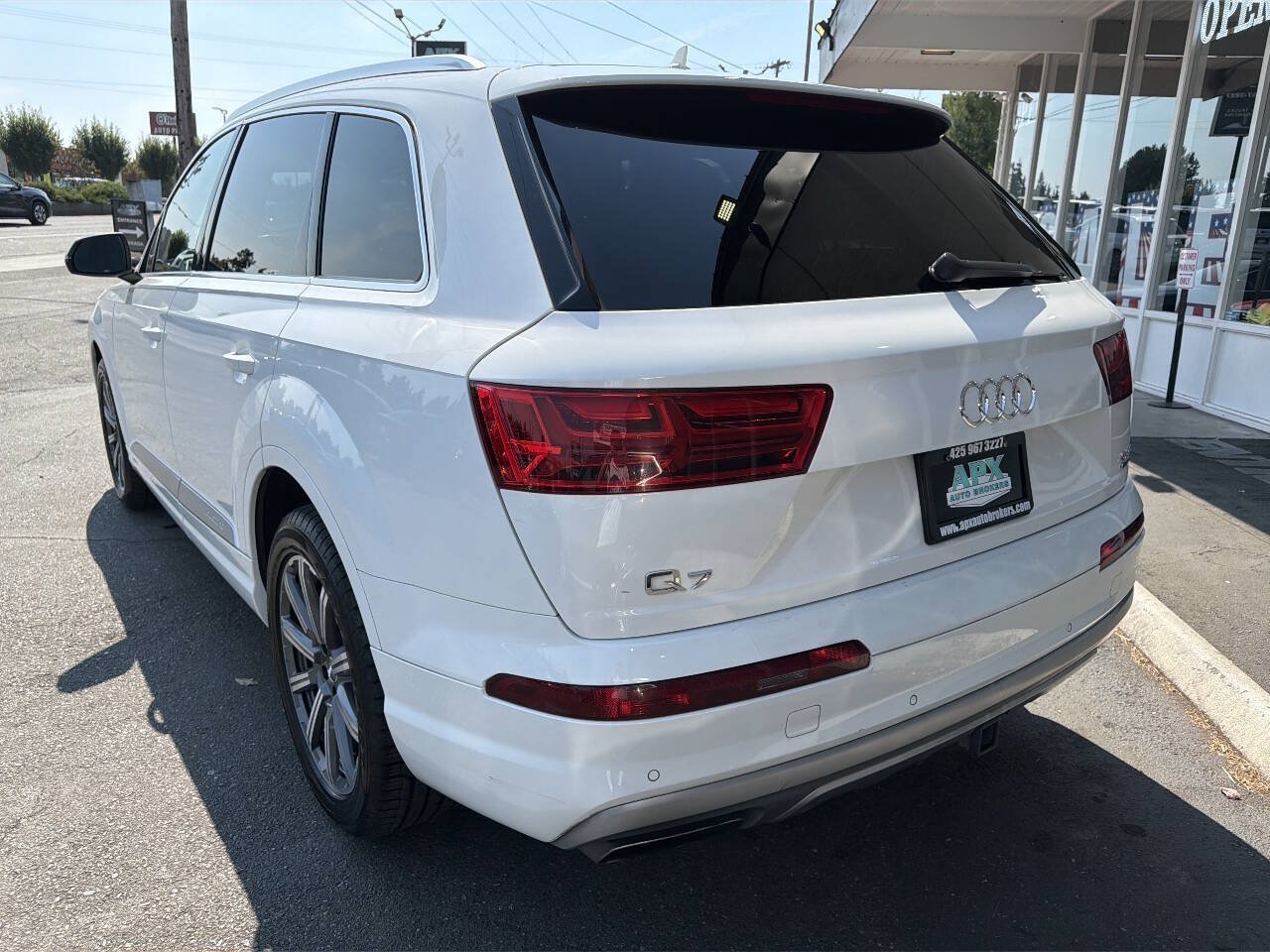 Used 2018 Audi Q7 3.0T Prestige AWD/4WD image 4