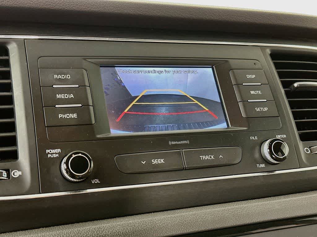 Used 2018 Kia Sedona L FWD image 27