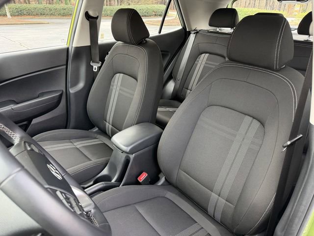 Used 2024 Hyundai Venue SEL image 11
