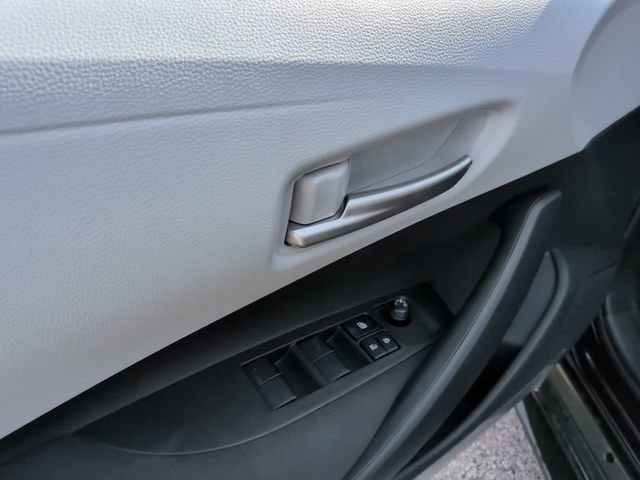 Used 2026 Toyota Corolla SE w/ SE Package image 14