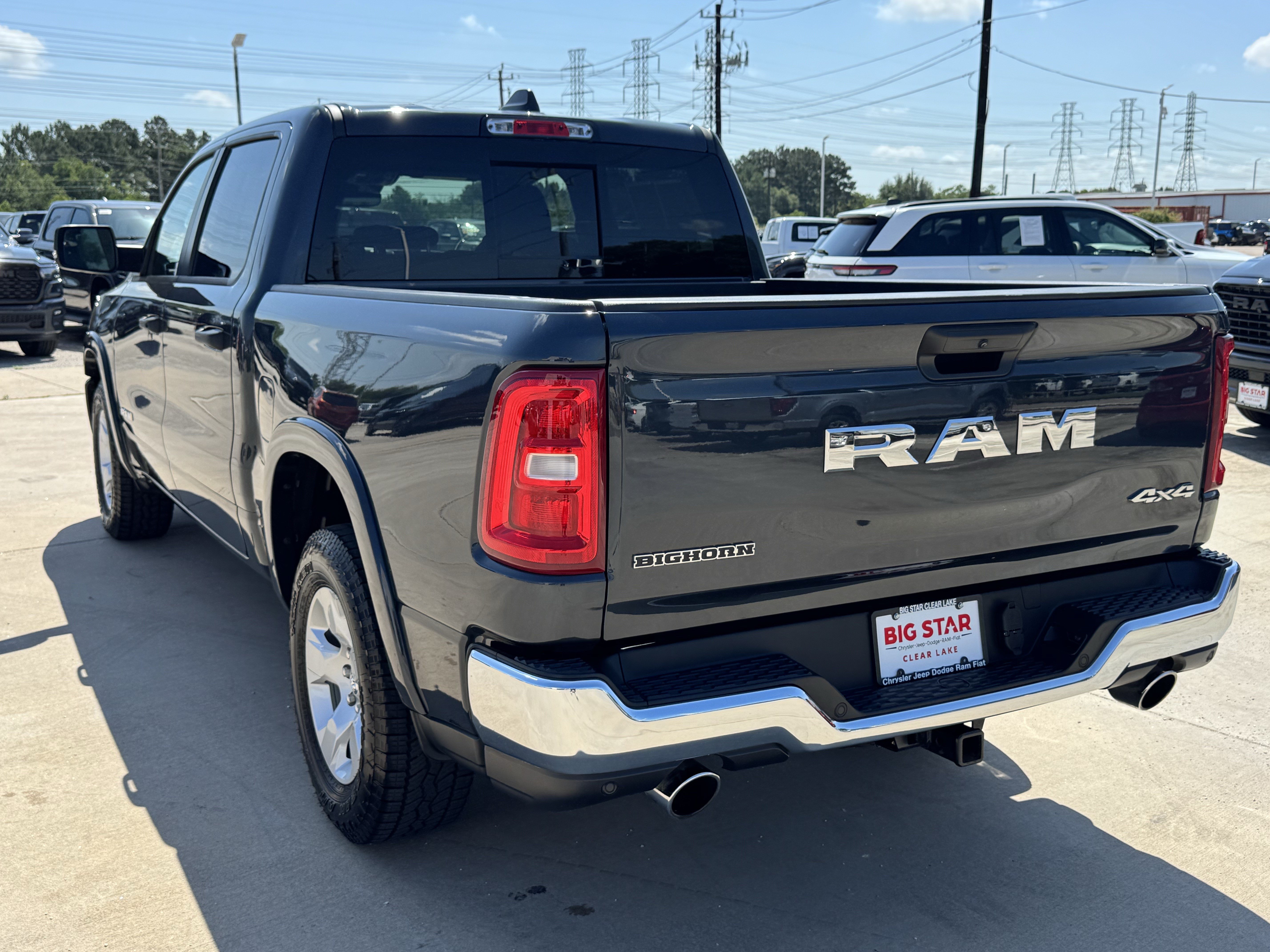 Used 2025 RAM 1500 Big Horn AWD/4WD image 9