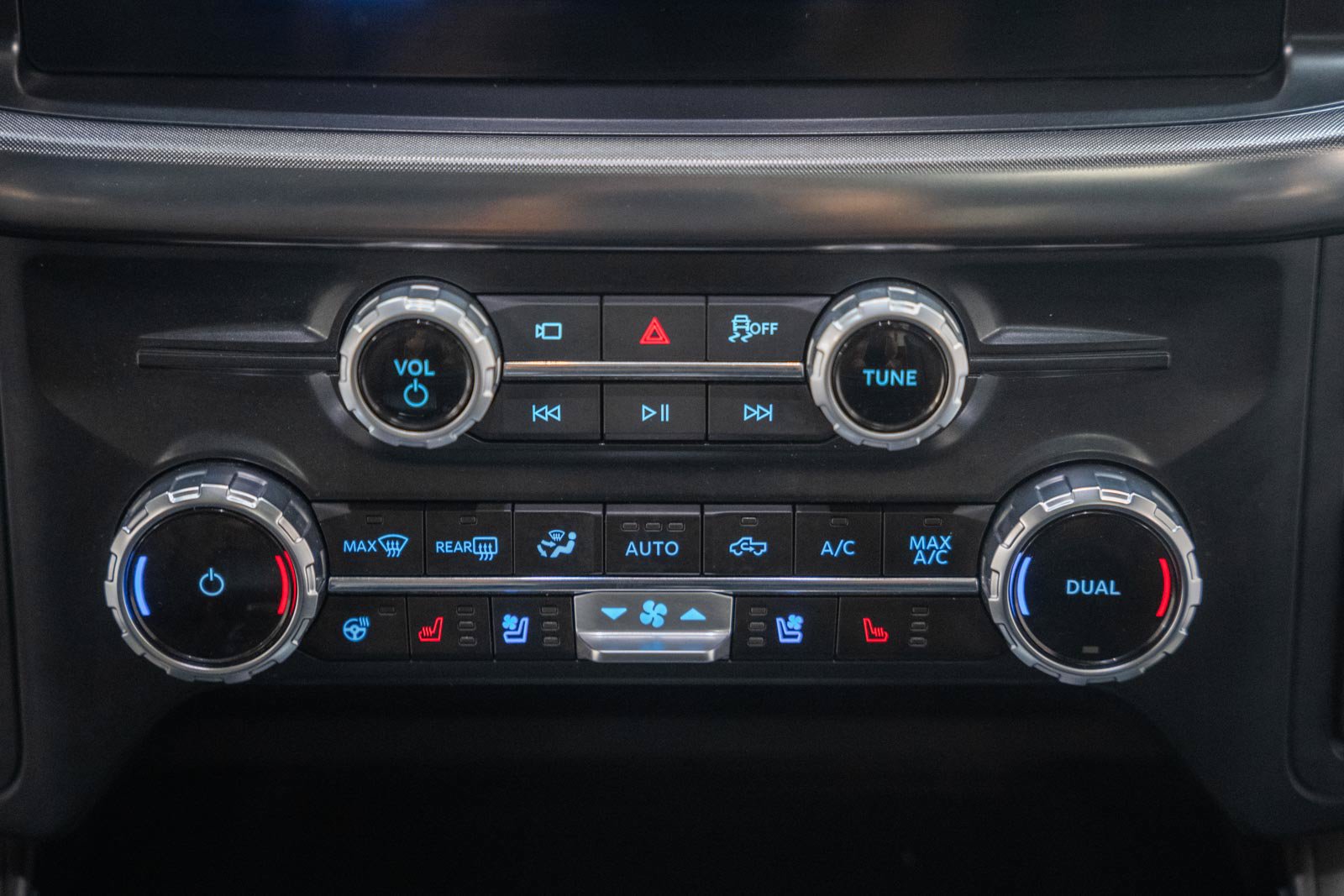 Used 2025 Ford F150 Tremor w/ Equipment Group 402A High AWD/4WD image 23