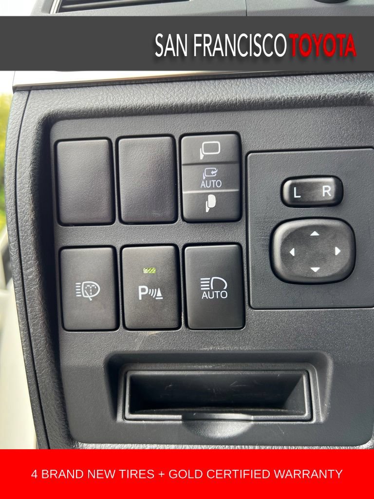 Certified 2020 Toyota Land Cruiser Heritage Edition AWD/4WD image 37