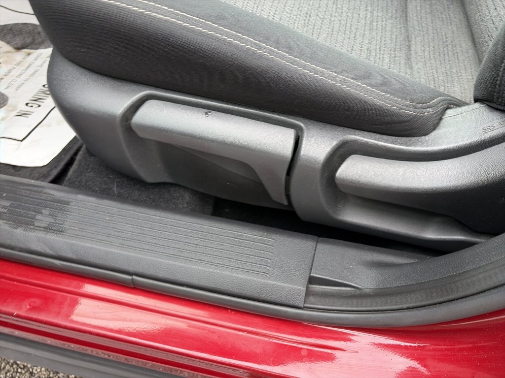 Used 2021 Nissan Rogue S FWD image 20