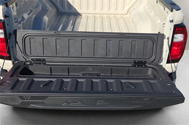 New 2026 GMC Canyon Elevation w/ LPO, Sports Bar Package image 20