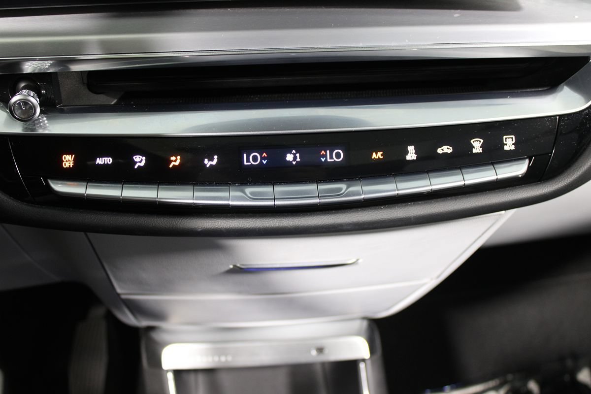 Used 2024 Cadillac Lyriq Luxury AWD/4WD image 19