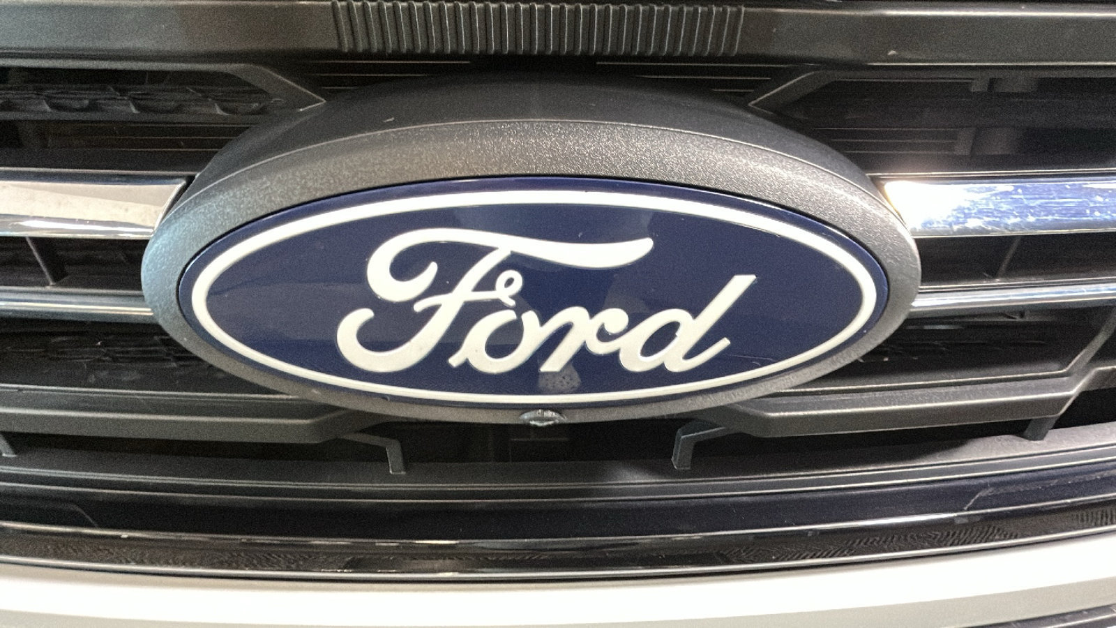 Used 2024 Ford F150 XLT w/ Mobile Office Package AWD/4WD image 9