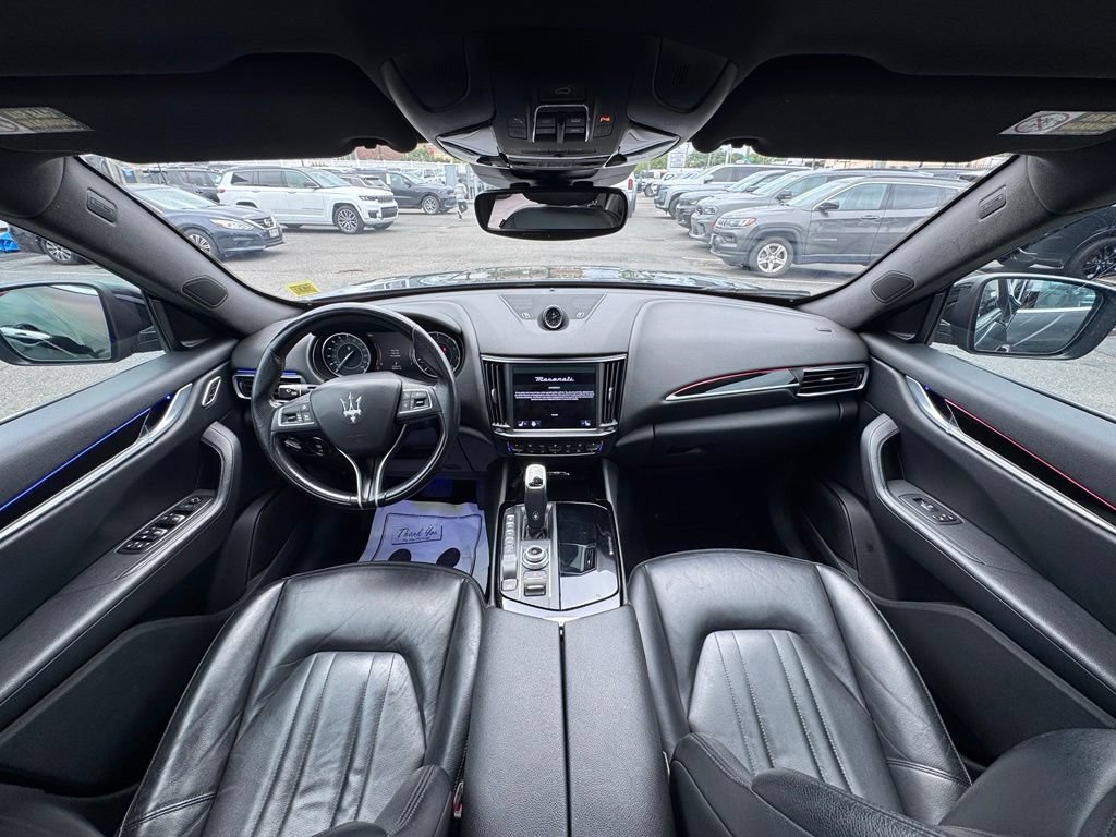 Used 2021 Maserati Levante AWD/4WD image 11