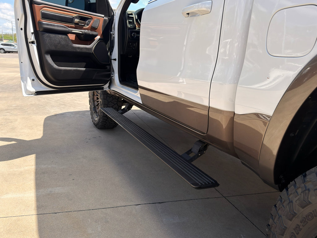 Used 2023 RAM 1500 Limited image 9