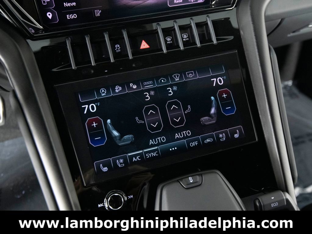 Used 2024 Lamborghini Urus S AWD/4WD image 25