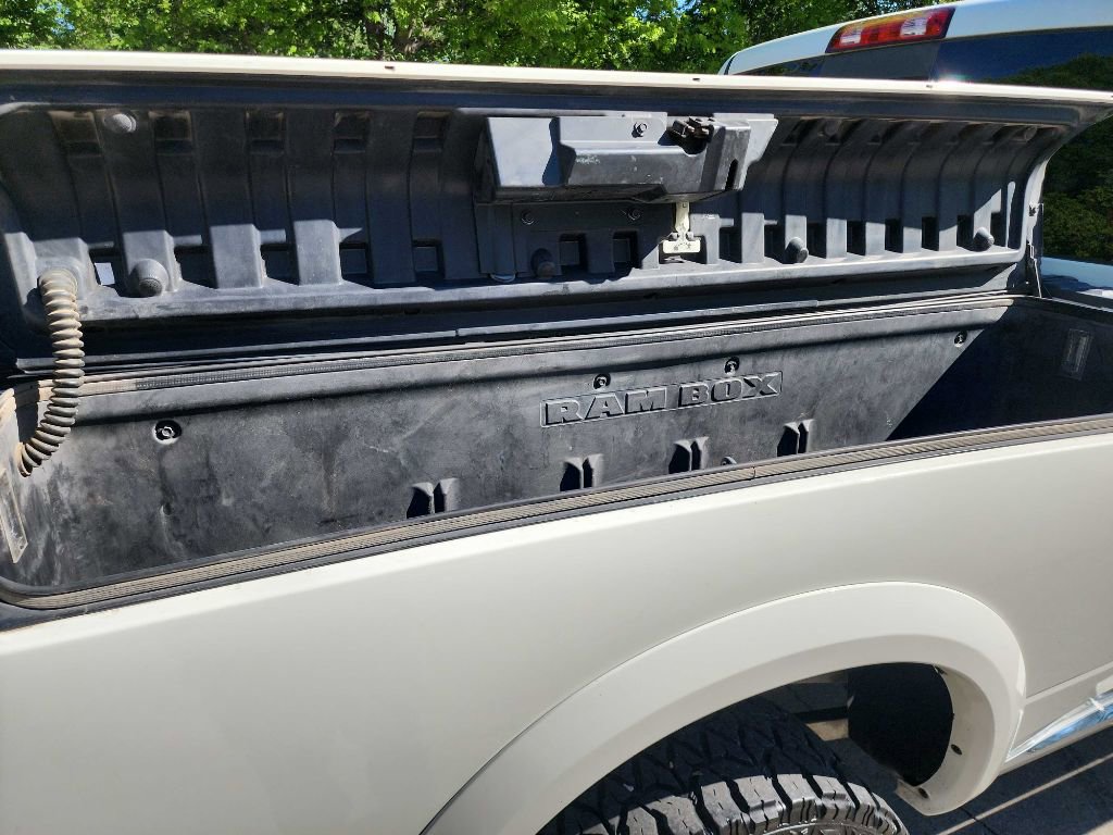 Used 2017 RAM 2500 Limited image 16
